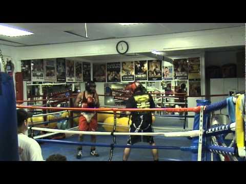 Seven Cities Boxing: Light Sparring training with Rigoberto Rivera 2