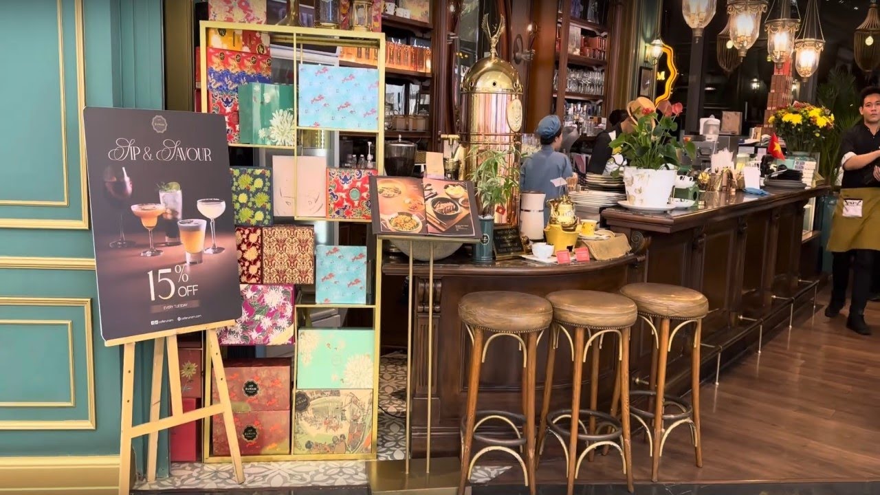 RuNam Cafe Restaurant — Ho Chi Minh City, Vietnam | HD