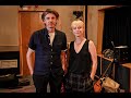 Capture de la vidéo Jessie Buckley & Bernard Butler Interview With Mark Radcliffe (Bbc Radio 6 Music)