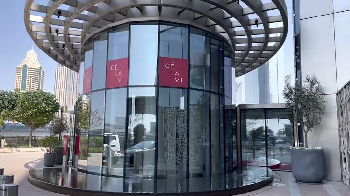 The highest Infinity Pool in The World | Dinner in CE LA VI Dubai!