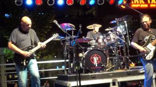 RUSH TRIBUTE PROJECT - Fly By Night @ Rosemont, Il 7 20 2017