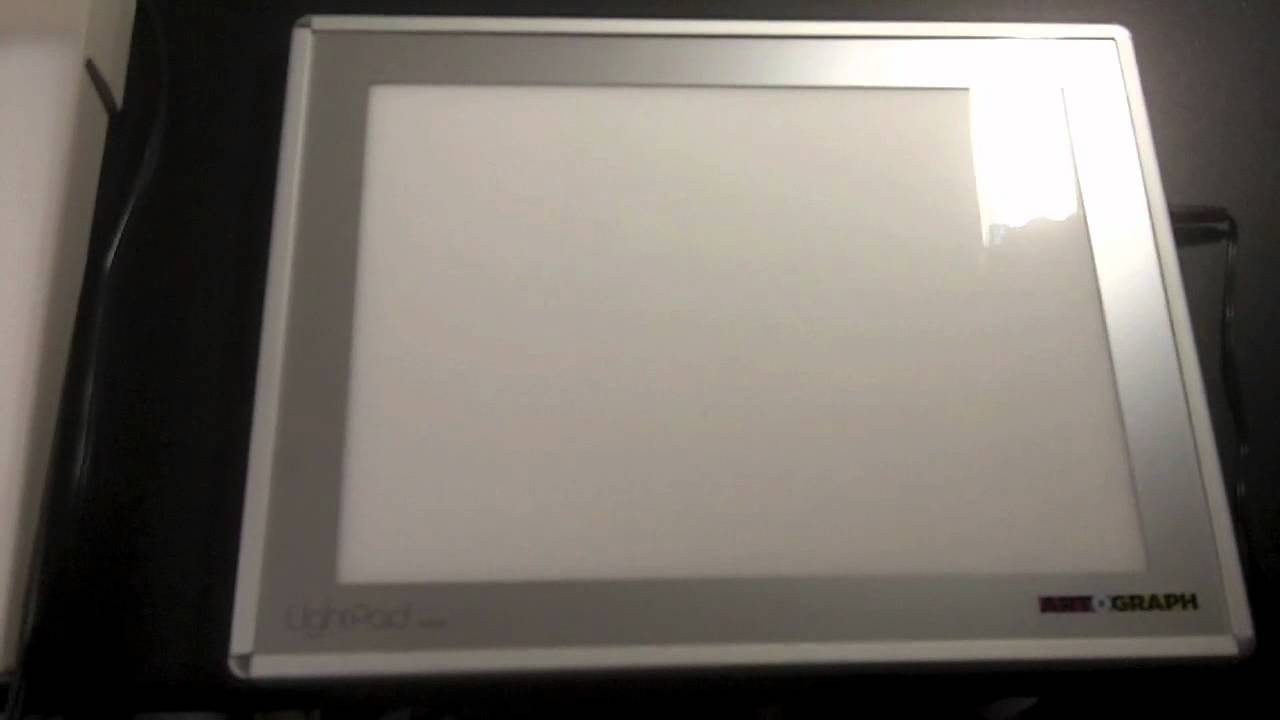 Artograph LightPad A930 review- LP vs. LightTracer 