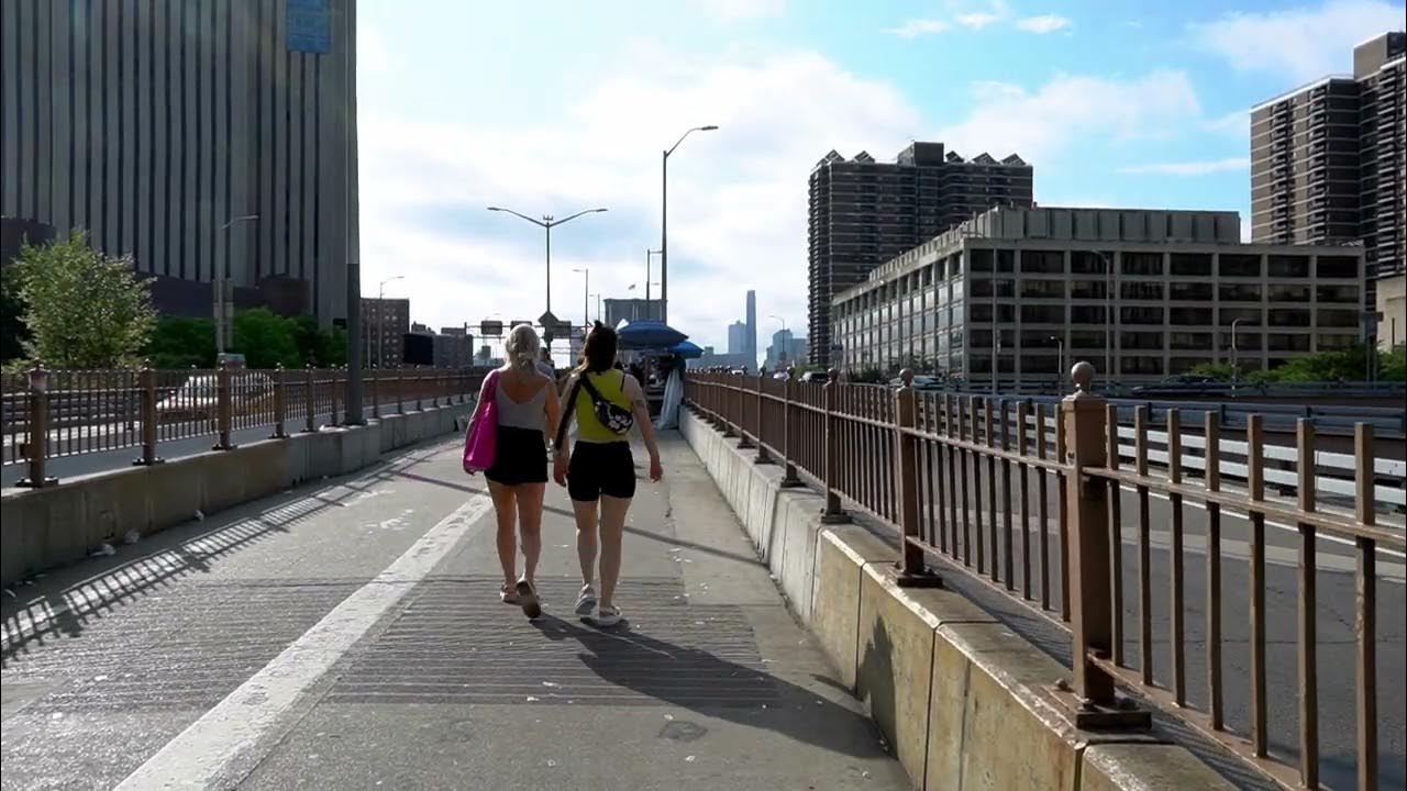 Мост в Нью Йорке Бруклинский прогулка