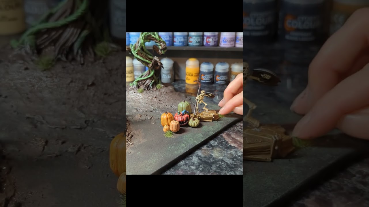 Paint with me - Halloween Edition Graveyard Diorama part 3  #miniaturepainter #miniature #dnd #art
