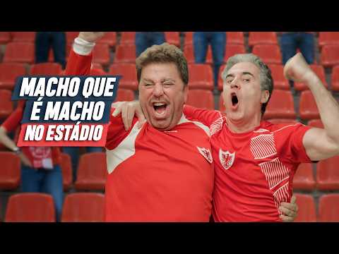 MACHO QUE É MACHO - NO ESTÁDIO | EMBRULHA PRA VIAGEM