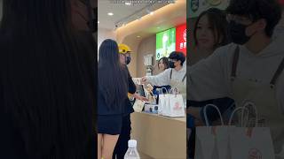 POV: Perfect vibe dance in a boba tea shop 🧋✨💃 #bubbleshopdance 2052