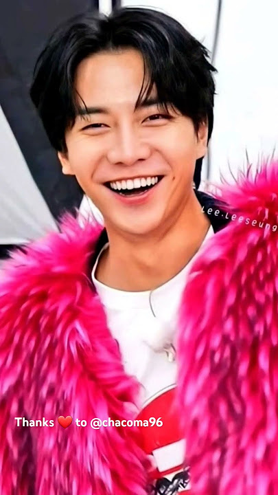 Greetings from England #leeseunggi #iszepp #korea #instagram @chacoma96