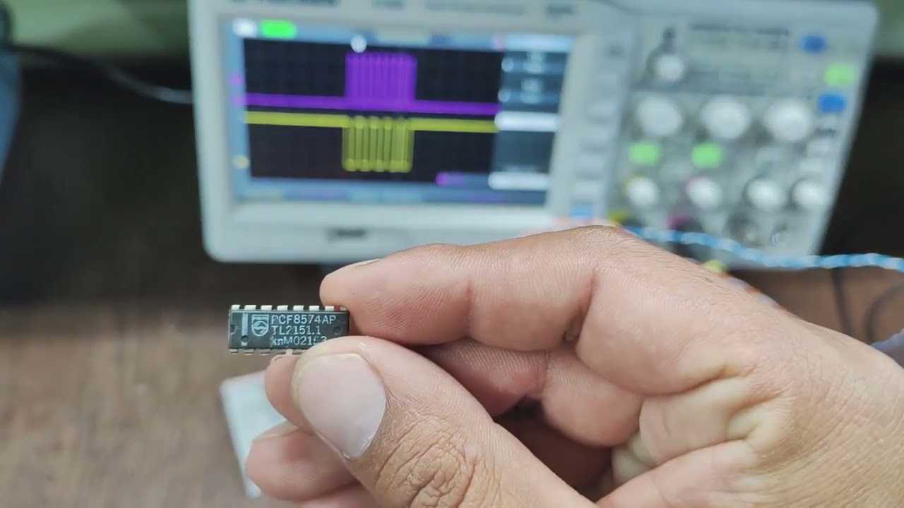 Comunicación I2C entre un PIC y PCF8574 Part3