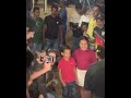 NATHAN QUEIROZ RECEBENDO OS FÃS