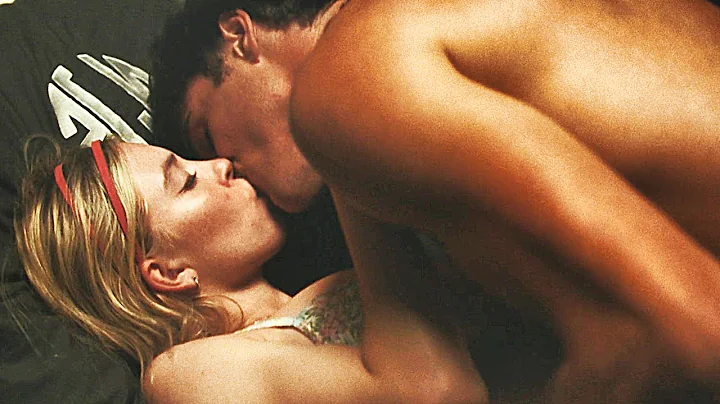 Euphoria 2x03 / Kissing Scenes  Nate and Cassie (J...