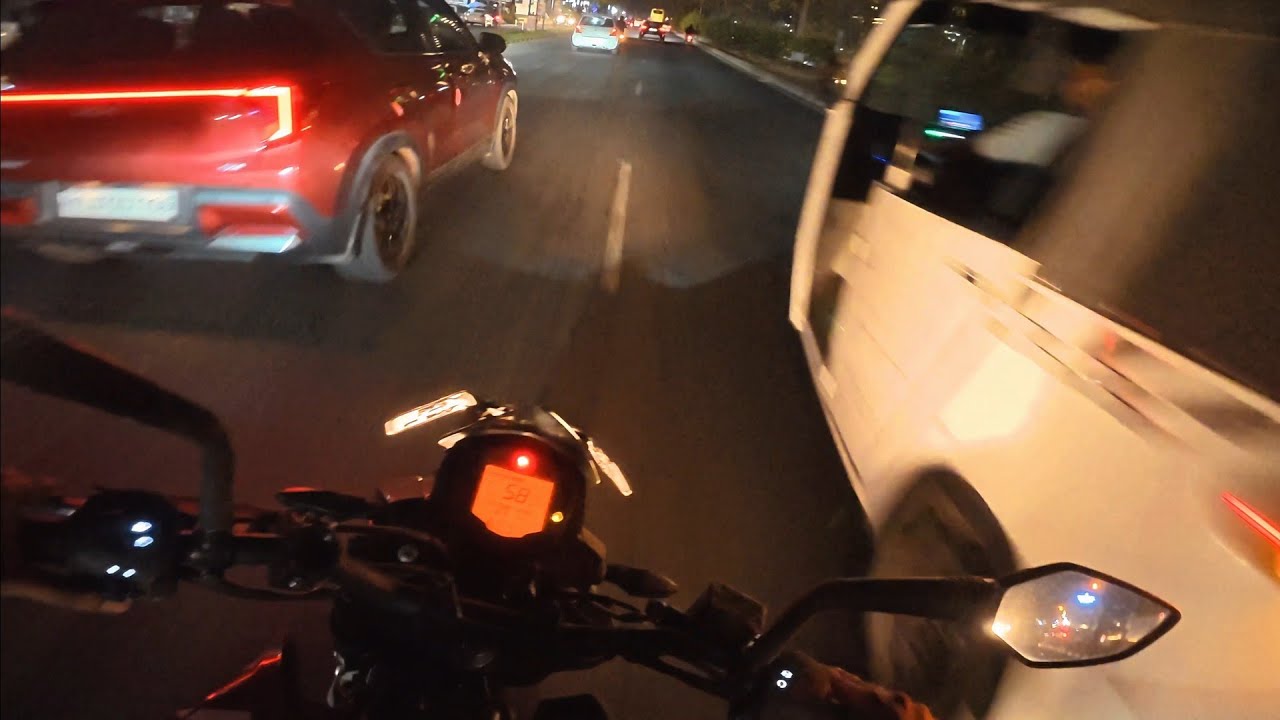 night ride in kochi | part 1| ktm duke 200 | vytila to pipeline jn