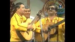 Video thumbnail of "Quemil Yambay - Pyhare Amangype (en "Ésto es Paraguay" 1987)"