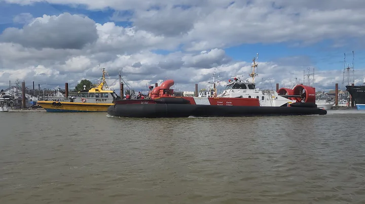 arriving back at Bayview Quay in Richmond, British Columbia after whale watch tour (May 25th, 2022)