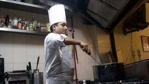 Mini Stories | Story 1 - Mike is a Cook | 1 Questions