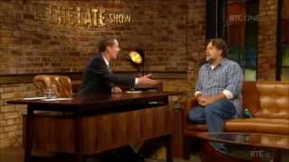 Russell Crowe reacts to insane Ryan O'Neal interview