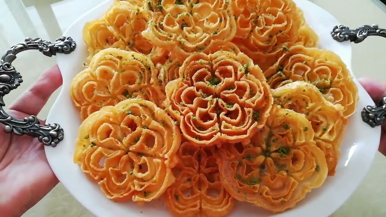 şekli şahane bu tatlıya bayılacaksınız‼️hep yapmak isteyeceksiniz👌💯💯💯 Erzurum demir tatlısı😋