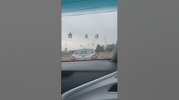 Honking at green-light goes wrong 💥