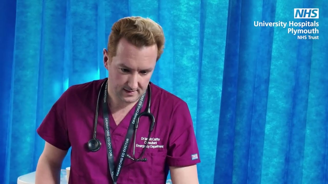 #ЗаЗданием - Доктор Иэн Маккарти, консультант по неотложной медицине