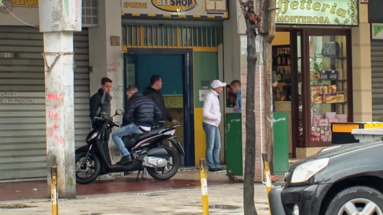 Мафия и схемы: демоны Неаполя