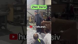 Engin Baba Adlı Tarikat Şeyhinin Muridlerine Zikir Çekmesini Öğrettiği Anlar