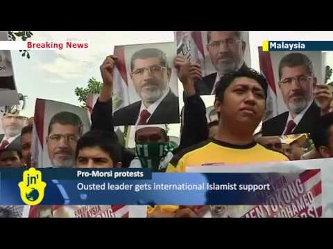 Malaysian Muslims March For Morsi Show Of Support For Ousted Islamist Egyptian President 