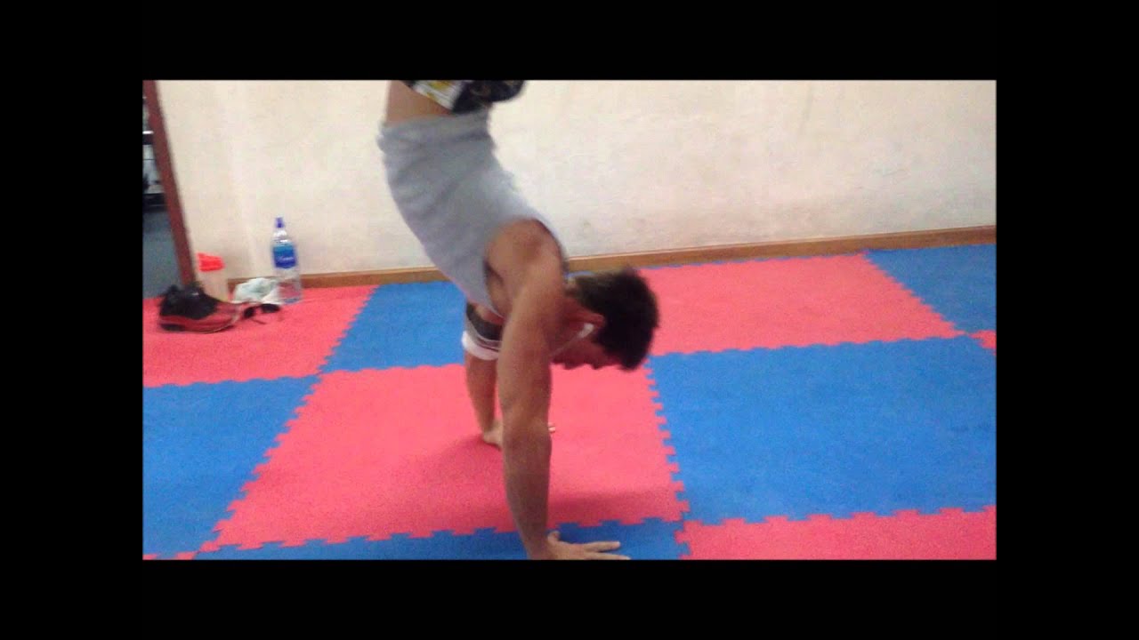 Hand Stand Pushups (Level: BlakeFit)