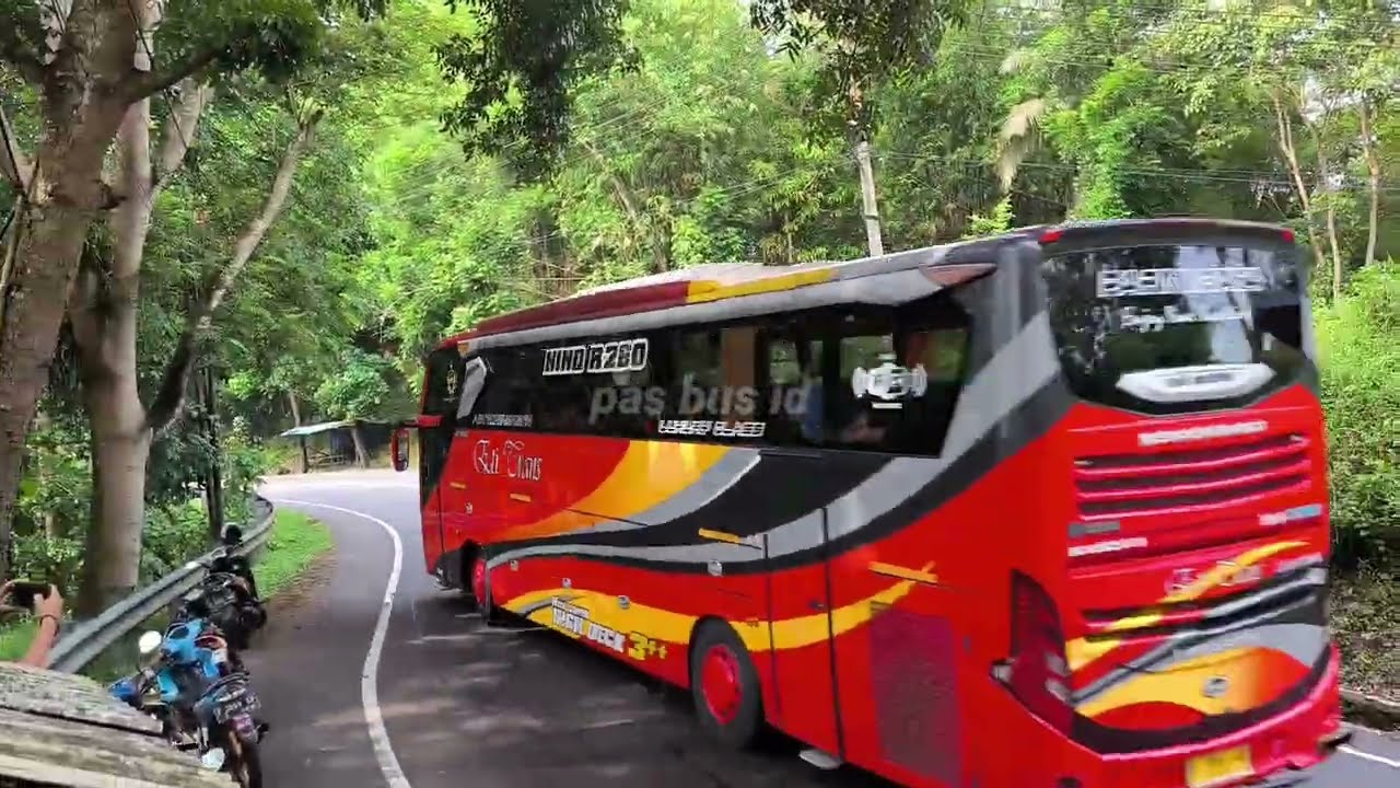 Mobil bus telolet Eti trans,bukit jaya ,Jemima trans dan ll