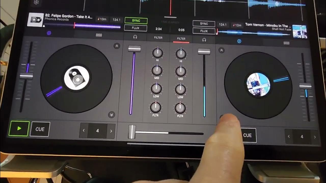 how to DJ for free on iPad (part 1 of 2), Traktor 2 iOS app YouTube