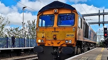 GBRF 66729 passing through Reading West with Toot