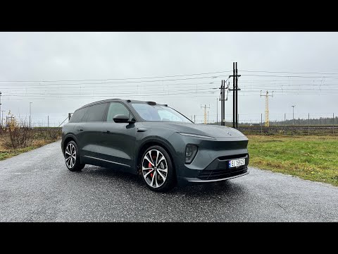 NIO EL8 -