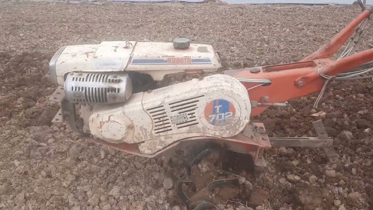 Máy xới đất T720 Kubota xới đất cứng 