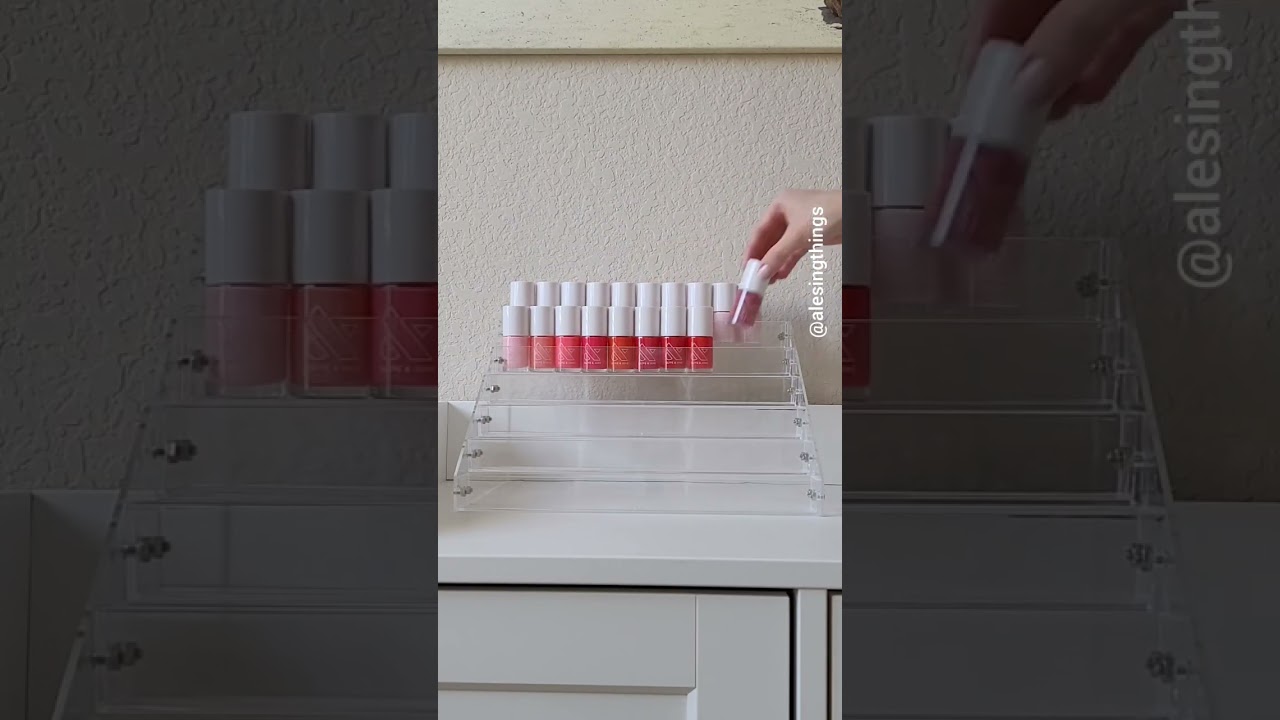Organize nail polishes with me