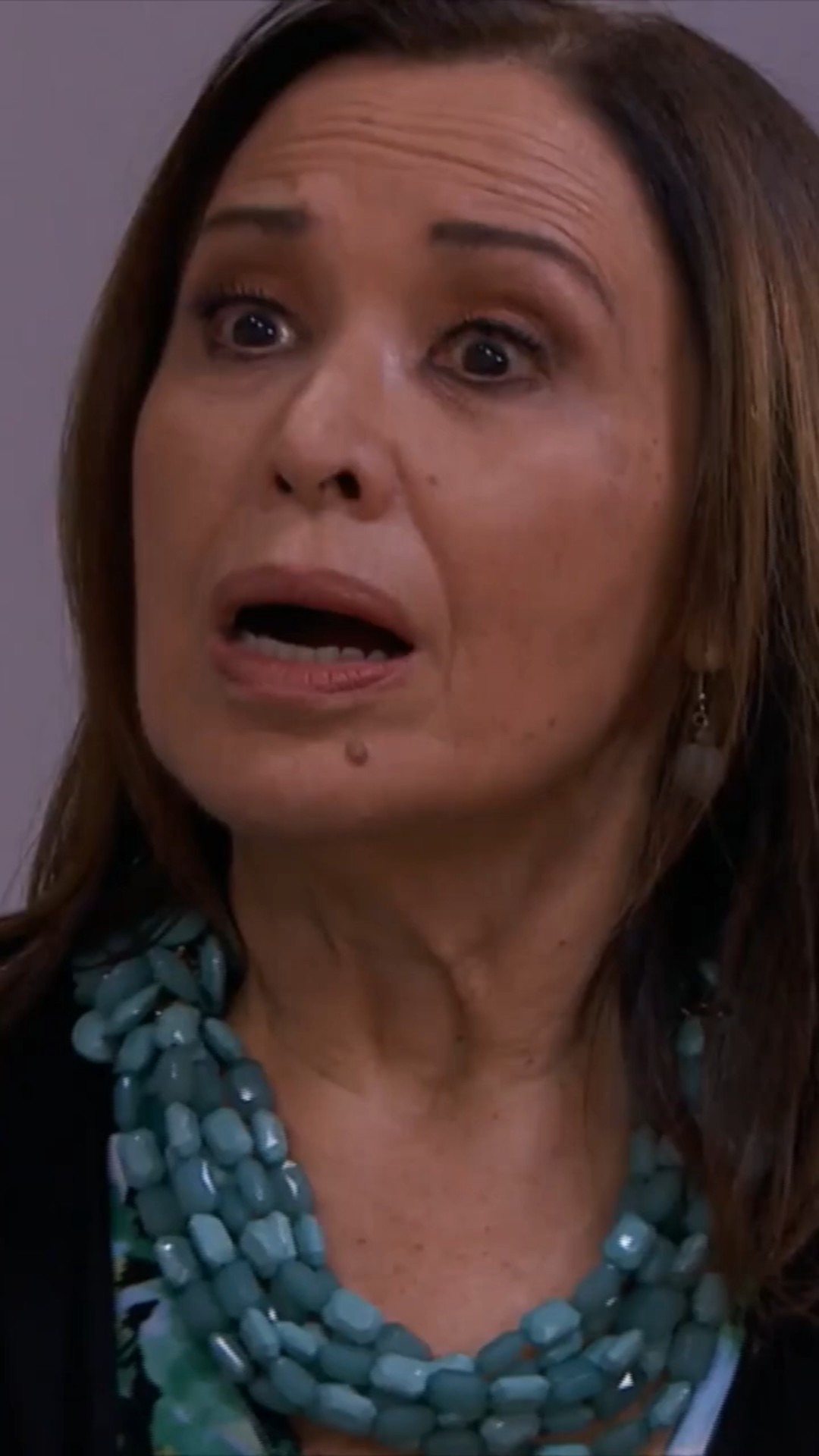 Es usted una oportunista ? #hastaelfindelmundo #peleastelenovela #tlnovelas