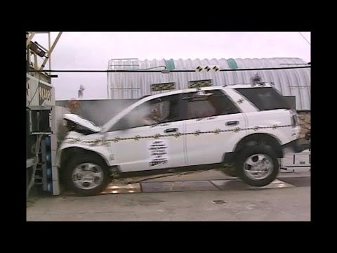 Saturn VUE | 2004 | Frontal Crash Test | NHTSA | CrashNet1