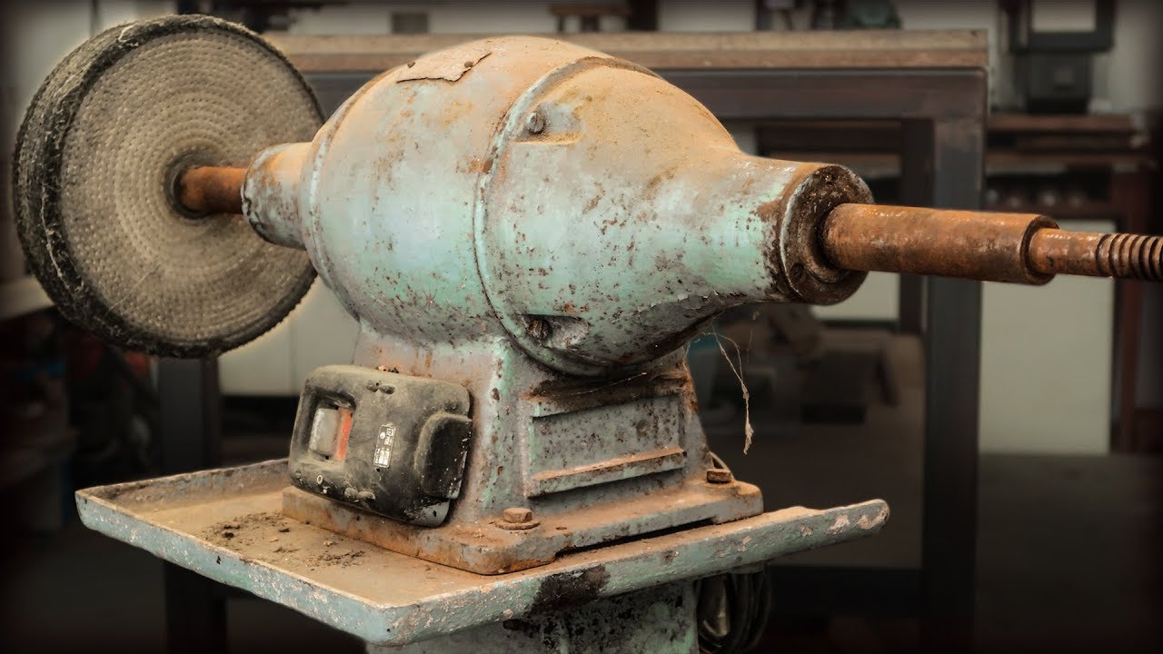 ⁣1950s Italian Bench Grinder / Buffer Restoration