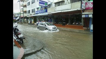 Floods on Koh Samui Footage from 2011