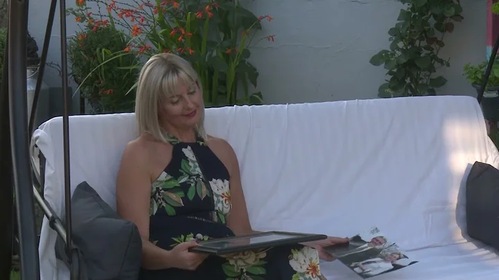 Michelle Murphy Singing The Sunset Years of Life