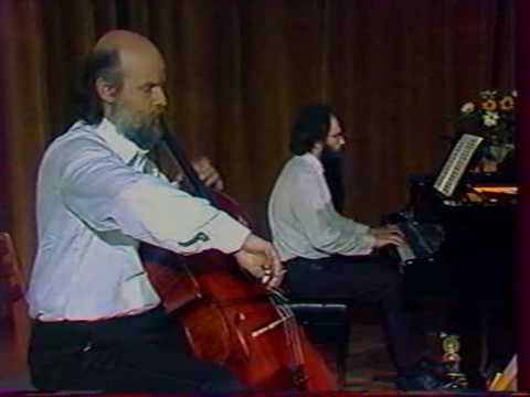Beethoven Cello Sonata 1 - Boyan Vodenicharov & An...