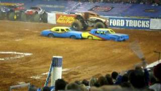 GA Monster Jam 2010 Monster Mutt Freestyle.AVI