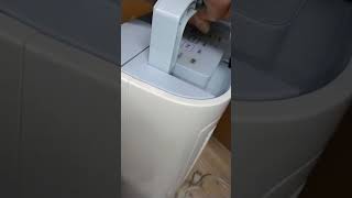 シャーププラズマクラスター除湿機 CV-F71-W 2017年製 8畳 コンパクトなのに除湿能力7.1L/日 衣類乾燥除湿機 高濃度プラズマクラスター7000
