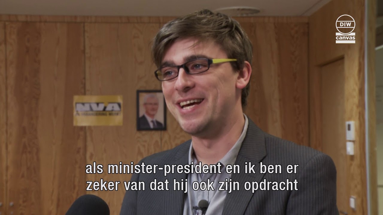 De woordvoerder spreekt: stoelendans bij N-VA