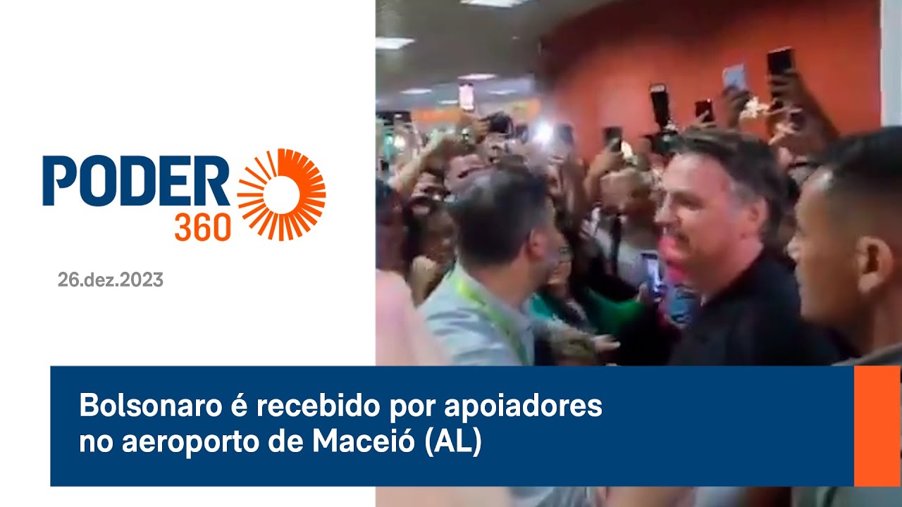 Bolsonaro é recebido por apoiadores no aeroporto de Maceió (AL)