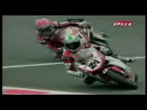 Haga vs Bayliss Superbike Battle