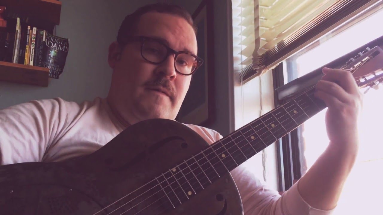 Vilray sings 'In The Middle of a Kiss'