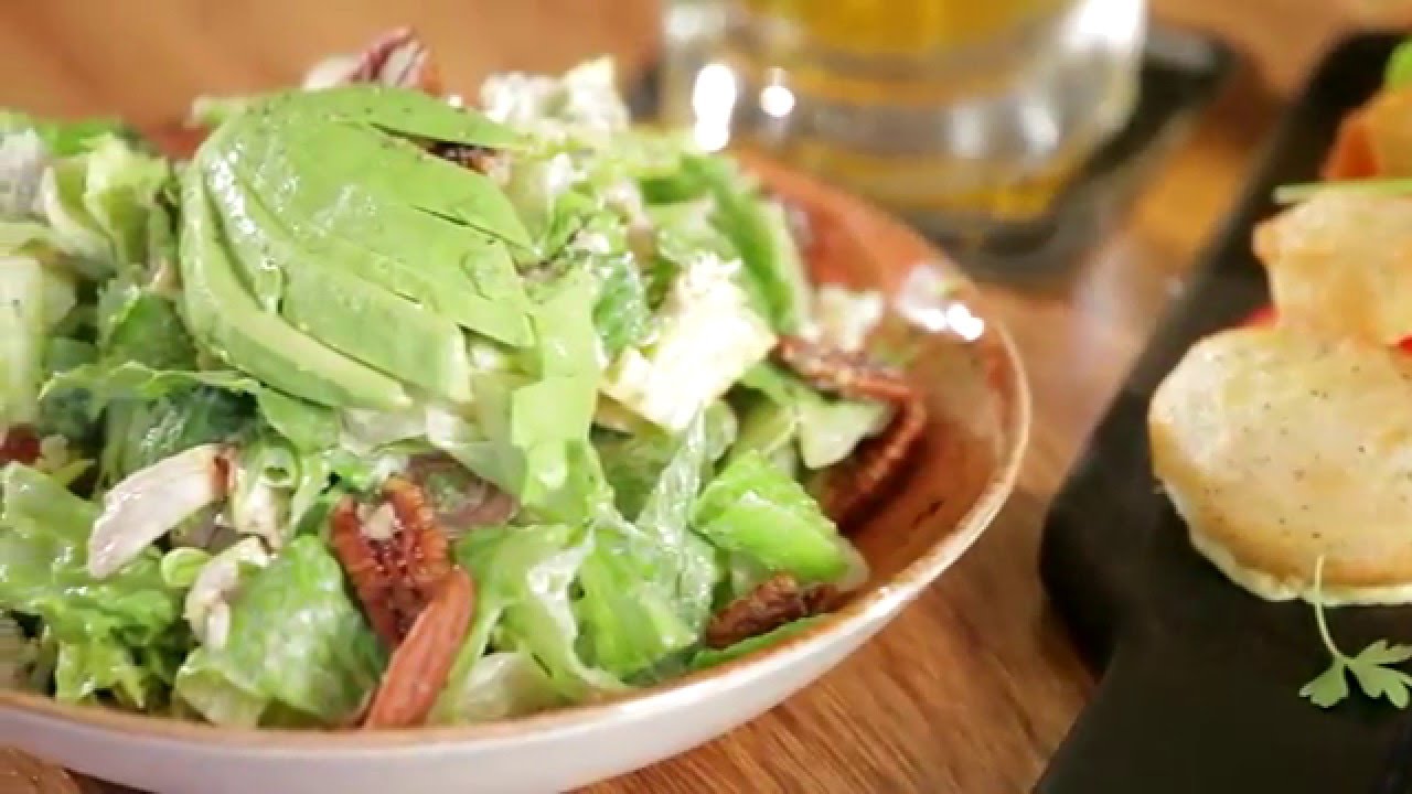 Town and Country Resort and Convention Center Food and Beverage