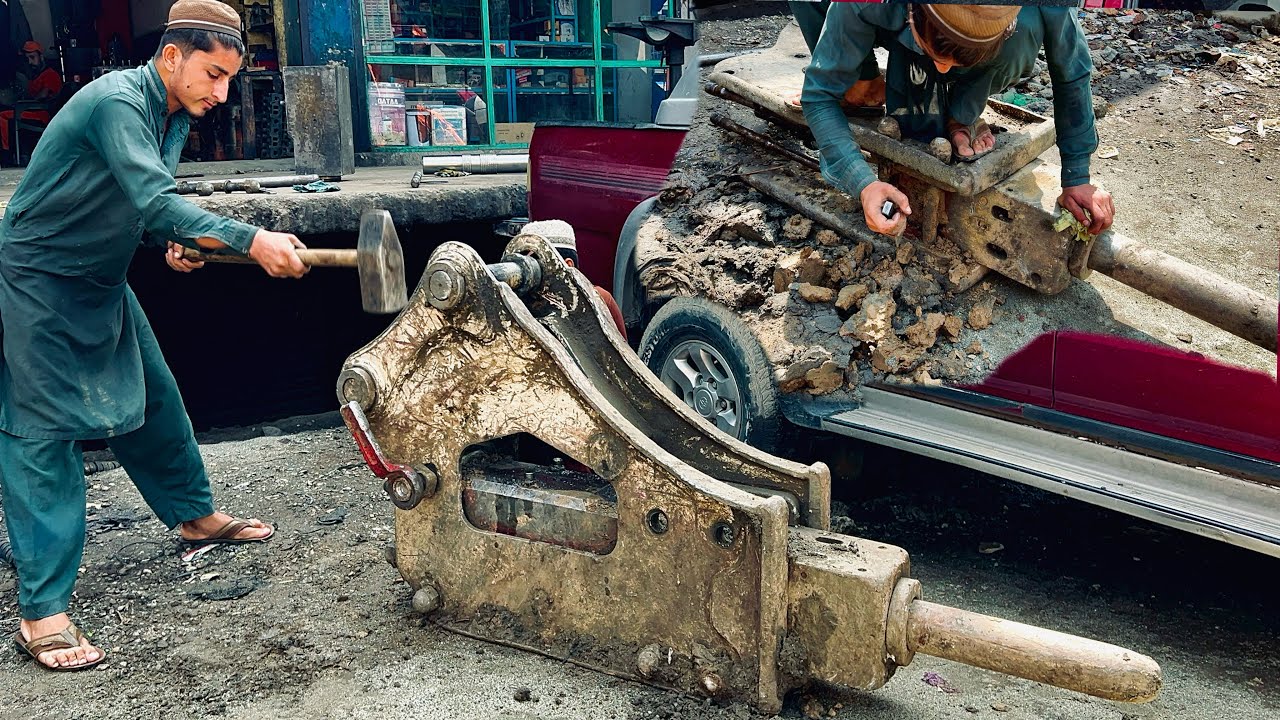 Incredible Restoration of Hydraulic Breaker Hammer With PROCESS of PISTON & Bearing Replacement