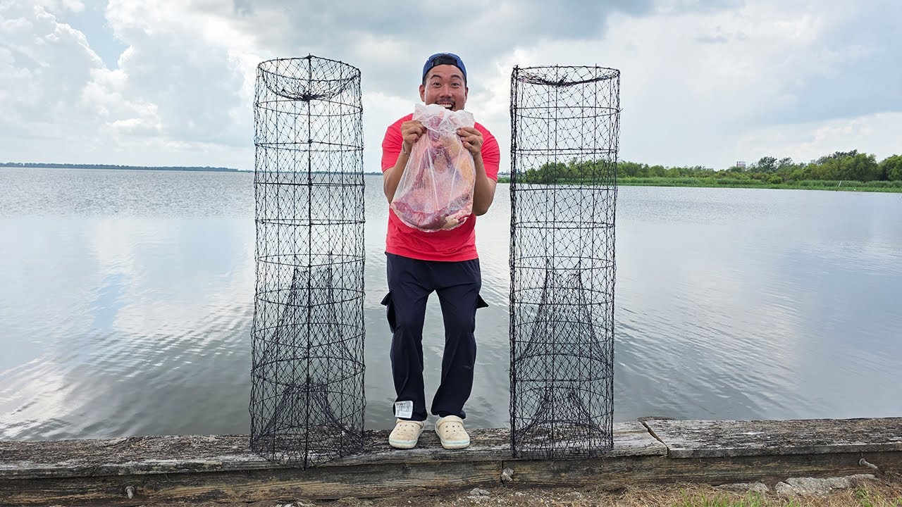 초대형 통발 안에 거대한 소고기를 넣고 미국 호수에 던져보자!