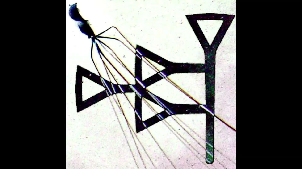 ELECTRONONSENSE Vol. 1 — a DJ set by NAHREINI