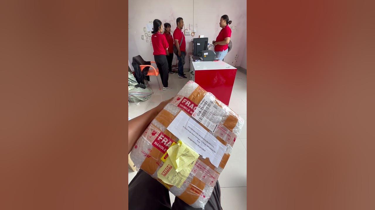 JNT TABANAN PARAH! Barang di scan sudah dari tgl 15 di jnt tabanan. Tidak dikirim dan tidak di info. JNT TABANAN PARAH! Barang di scan sudah dari tgl 15 di jnt tabanan. Tidak dikirim dan tidak di info.