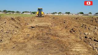 👉TUTORIAL IN SPANISH 💯HOW TO PUSH EARTH A LONG DISTANCE 😲KOMATSU DOZER 💪💪TIPS